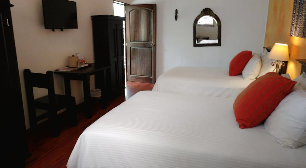 Hotel Ciudad Vieja 14/47