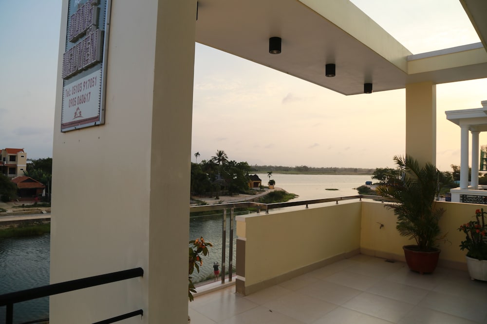 Dong Nguyen Homestay Riverside 35/36