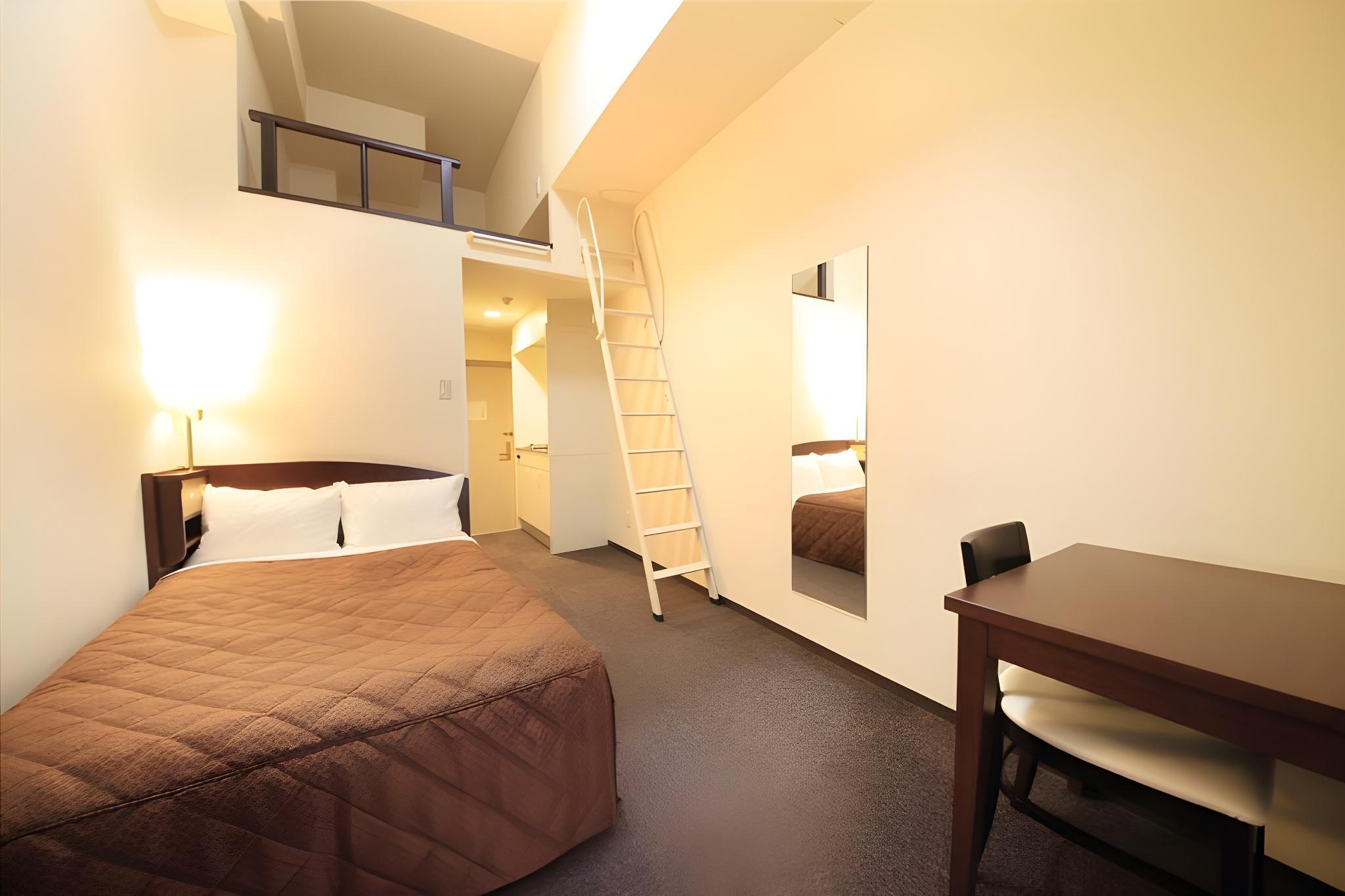 Semi Room, Standard, Semi Double Bed, Smoking