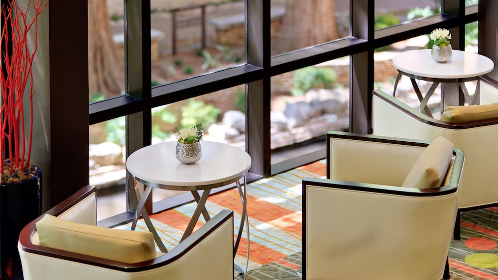 Holiday Inn San Antonio-Riverwalk 51/65