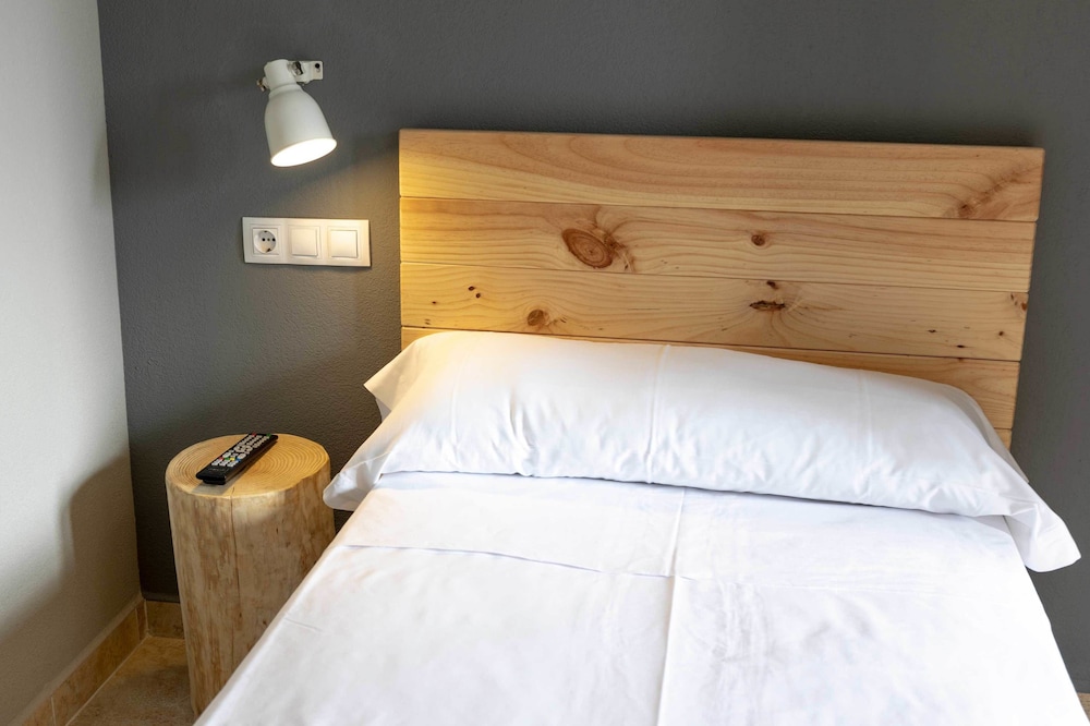 Albergue Alda Estella Hostel 23/61