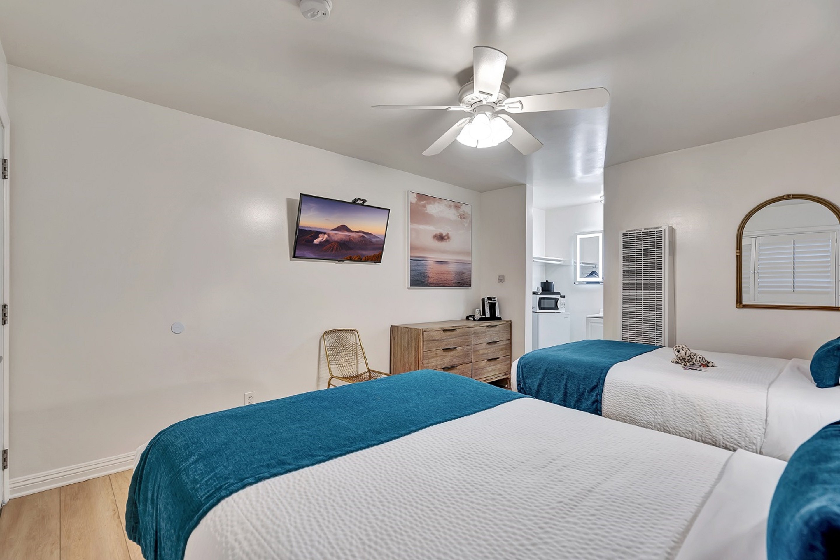 Santa Monica Hotel 25/61