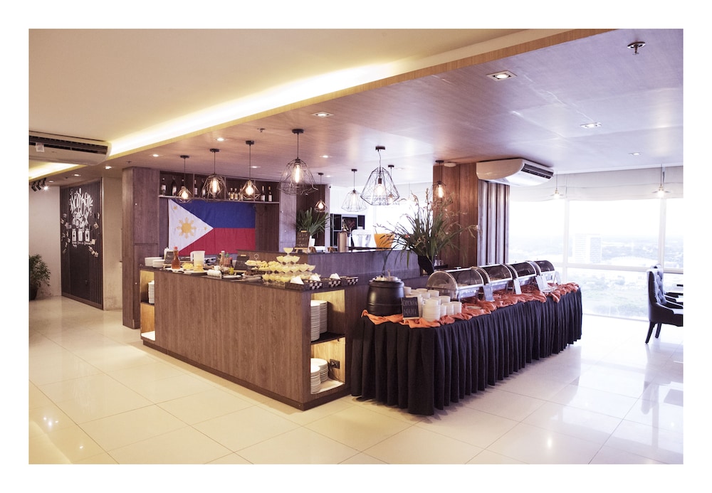 Lobby at Injap Tower Hotel, ILOILO