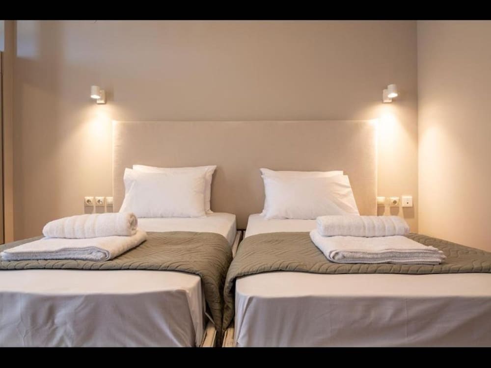 Girogiali Beach Hotel 38/50