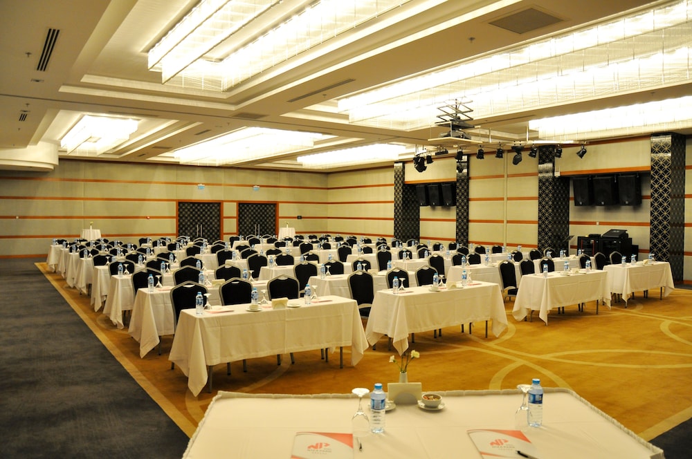 Niza Park Hotel 51/55