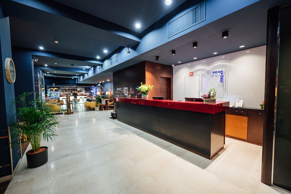 PeakTure Hotel Bucharest 10/68