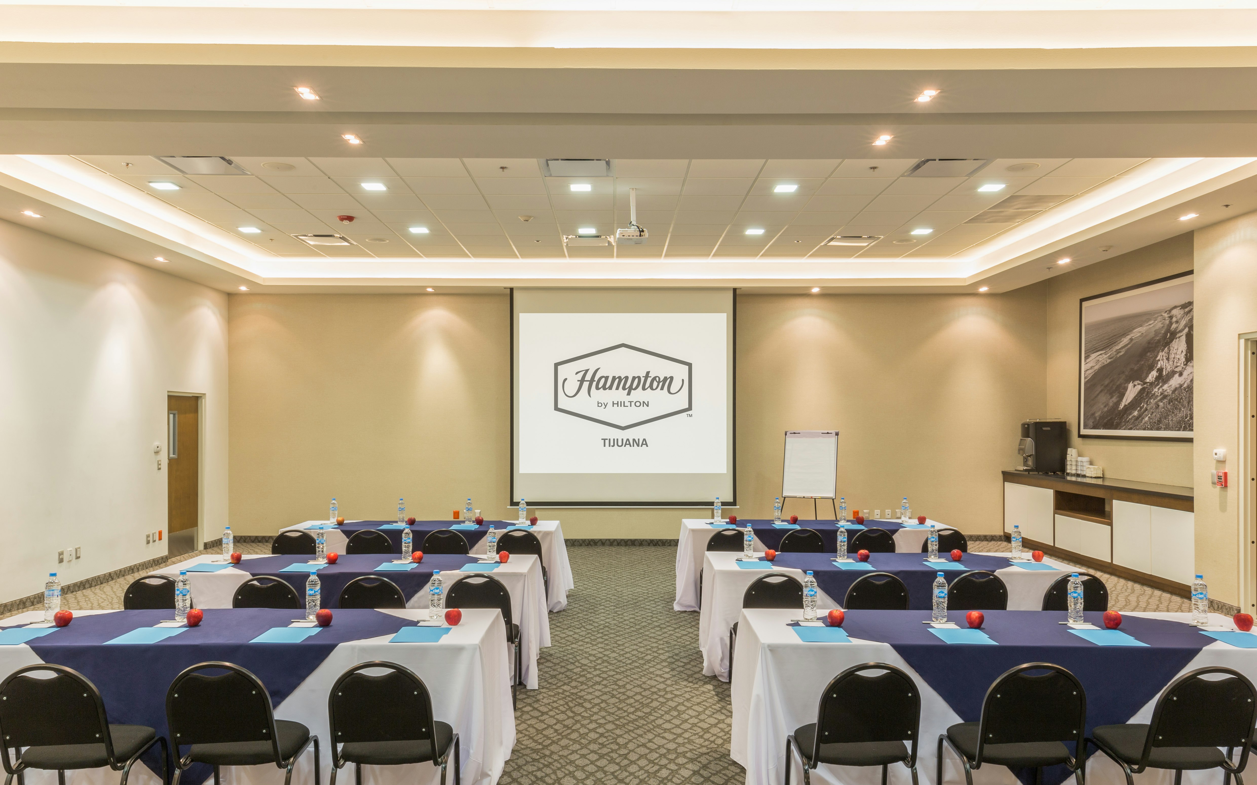 Hampton Inn by Hilton Tijuana 71/80