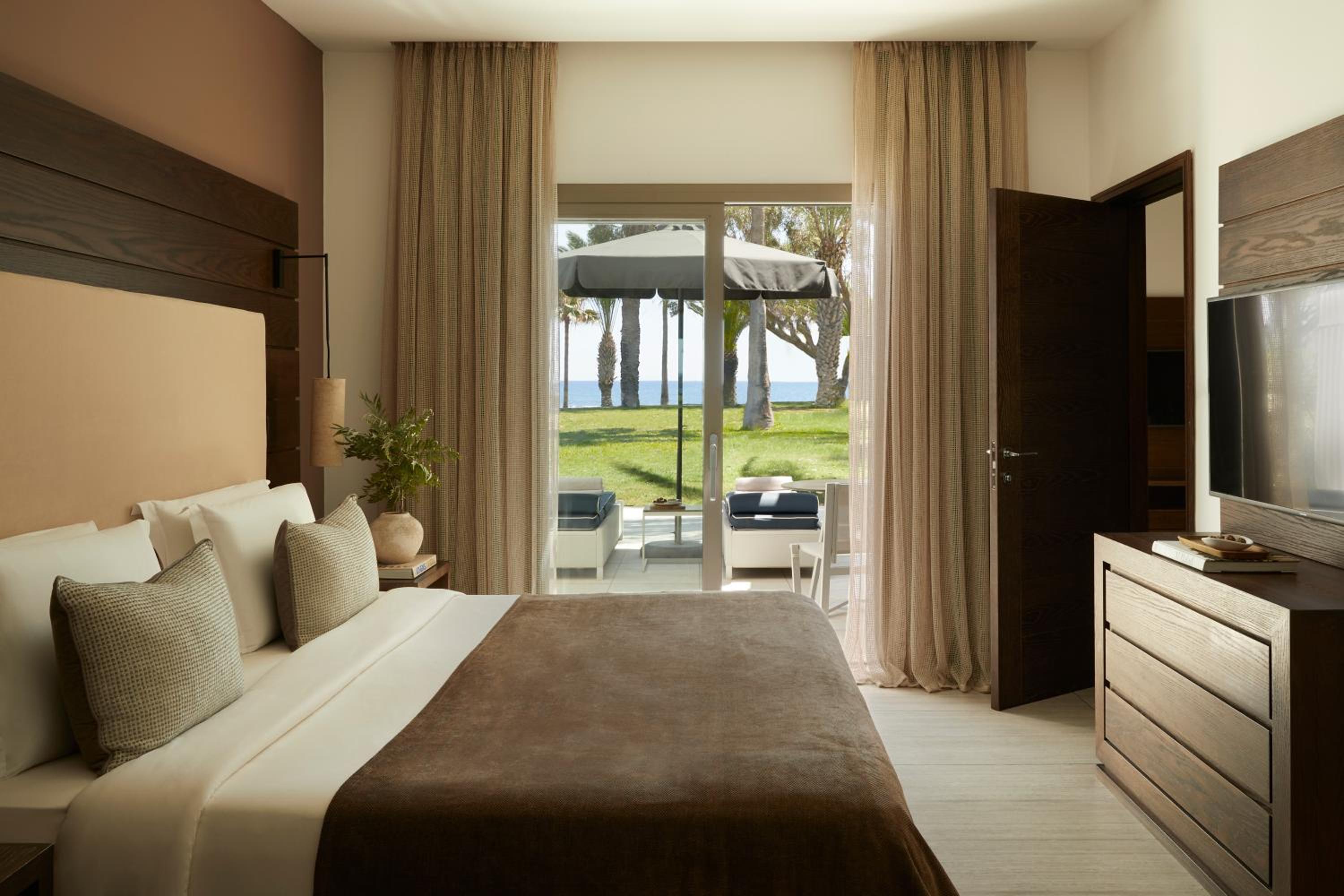 Suite, Bungalow, Queen Bed, Sea View, 2 Sofa