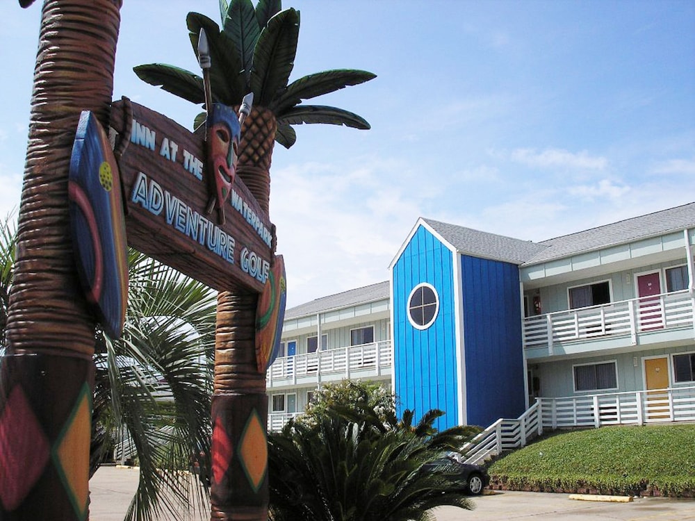 Inn at The Waterpark 5/64