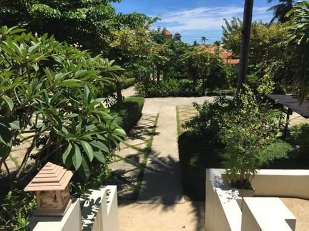 LAMAI BURI RESORT 40/50