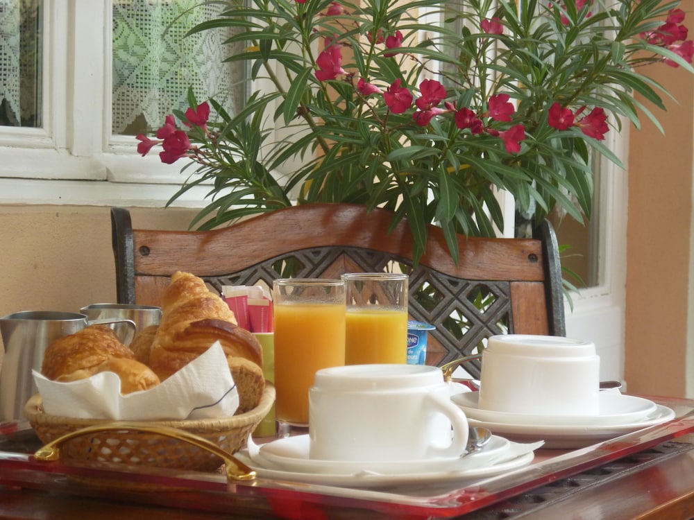 Hotel The Originals Nevers Clos Sainte Marie 3/48