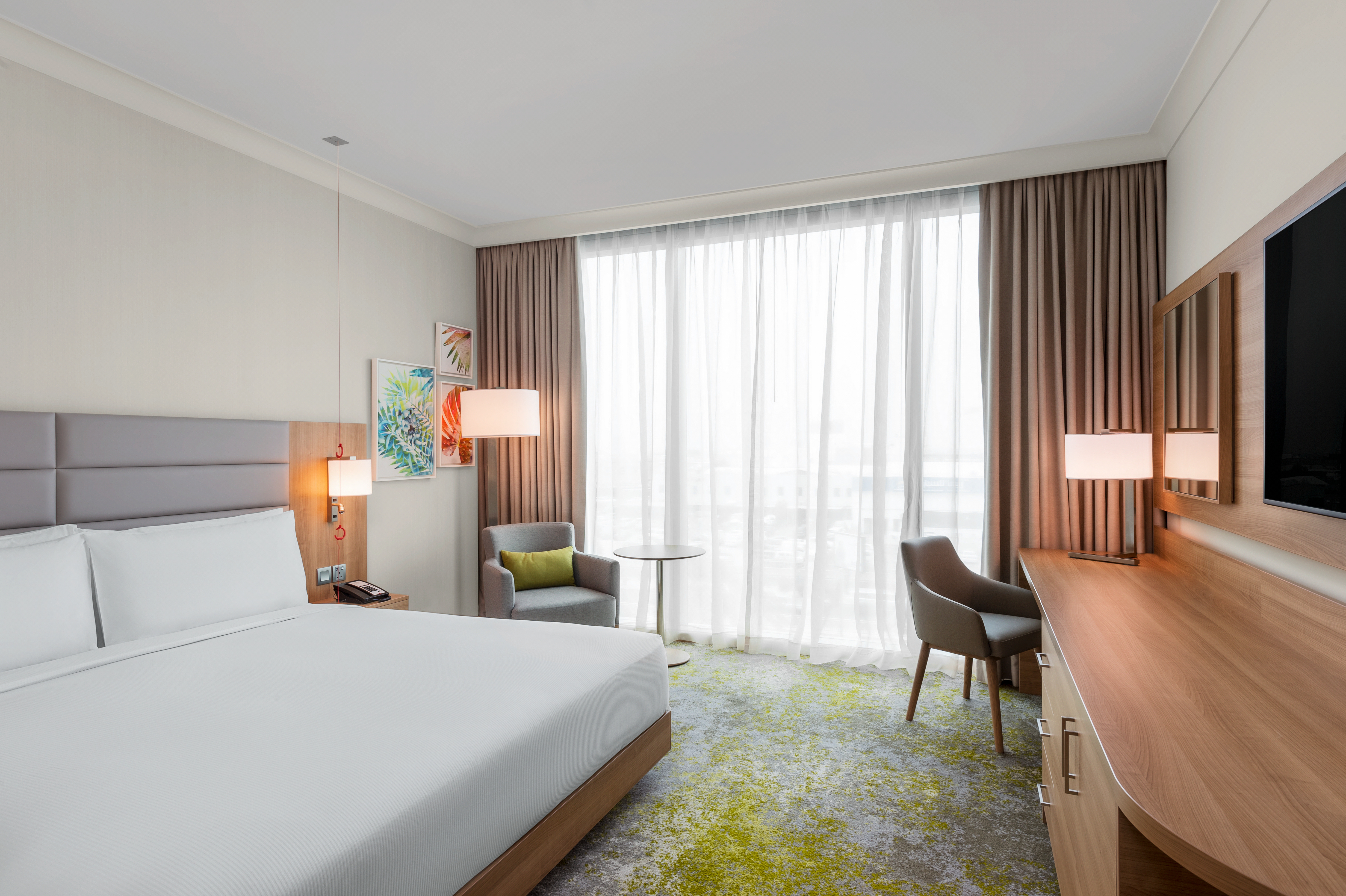 ROOM, KING BED, ACCESSIBLE