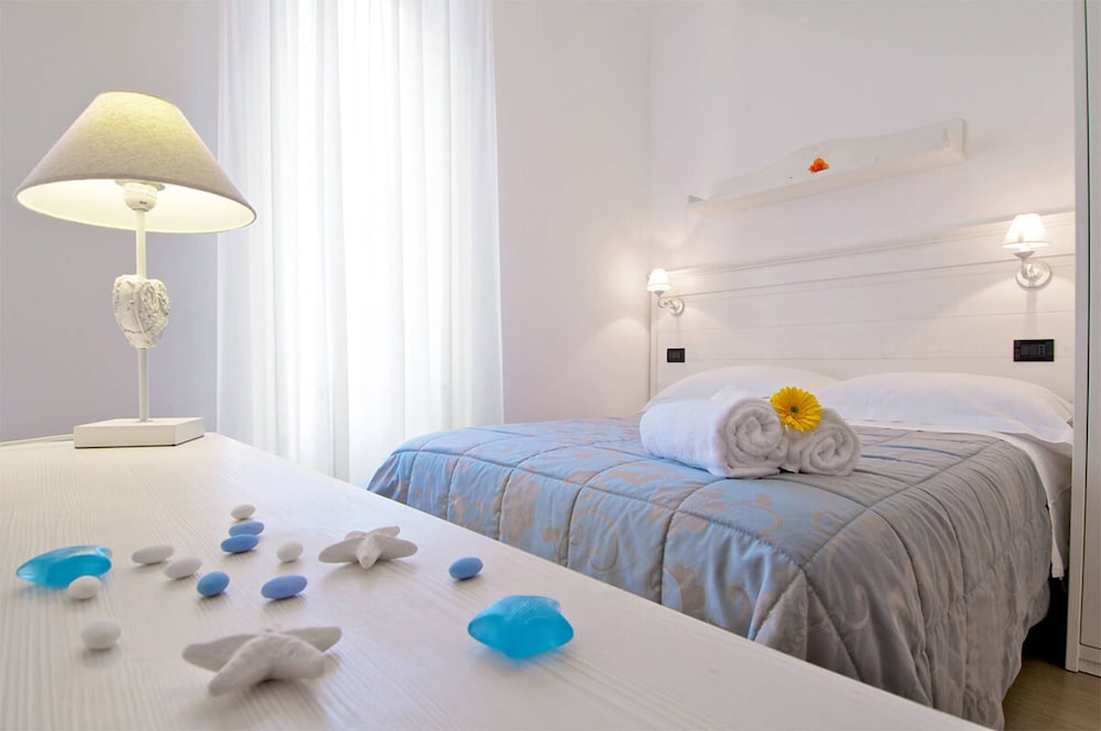 Hotel La Camogliese 15/48