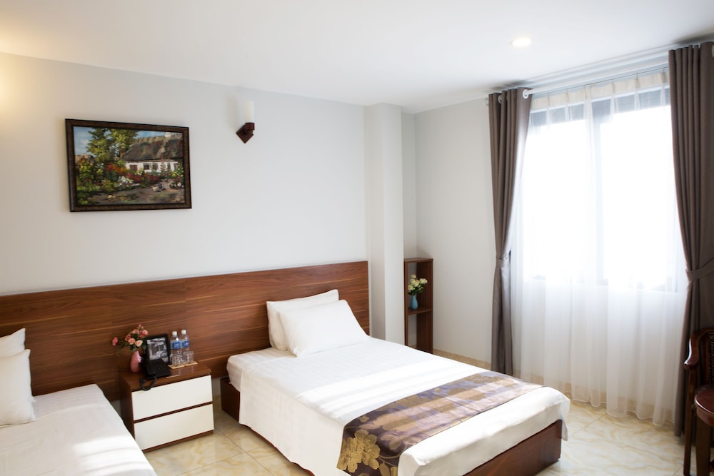 An Hotel 10/66