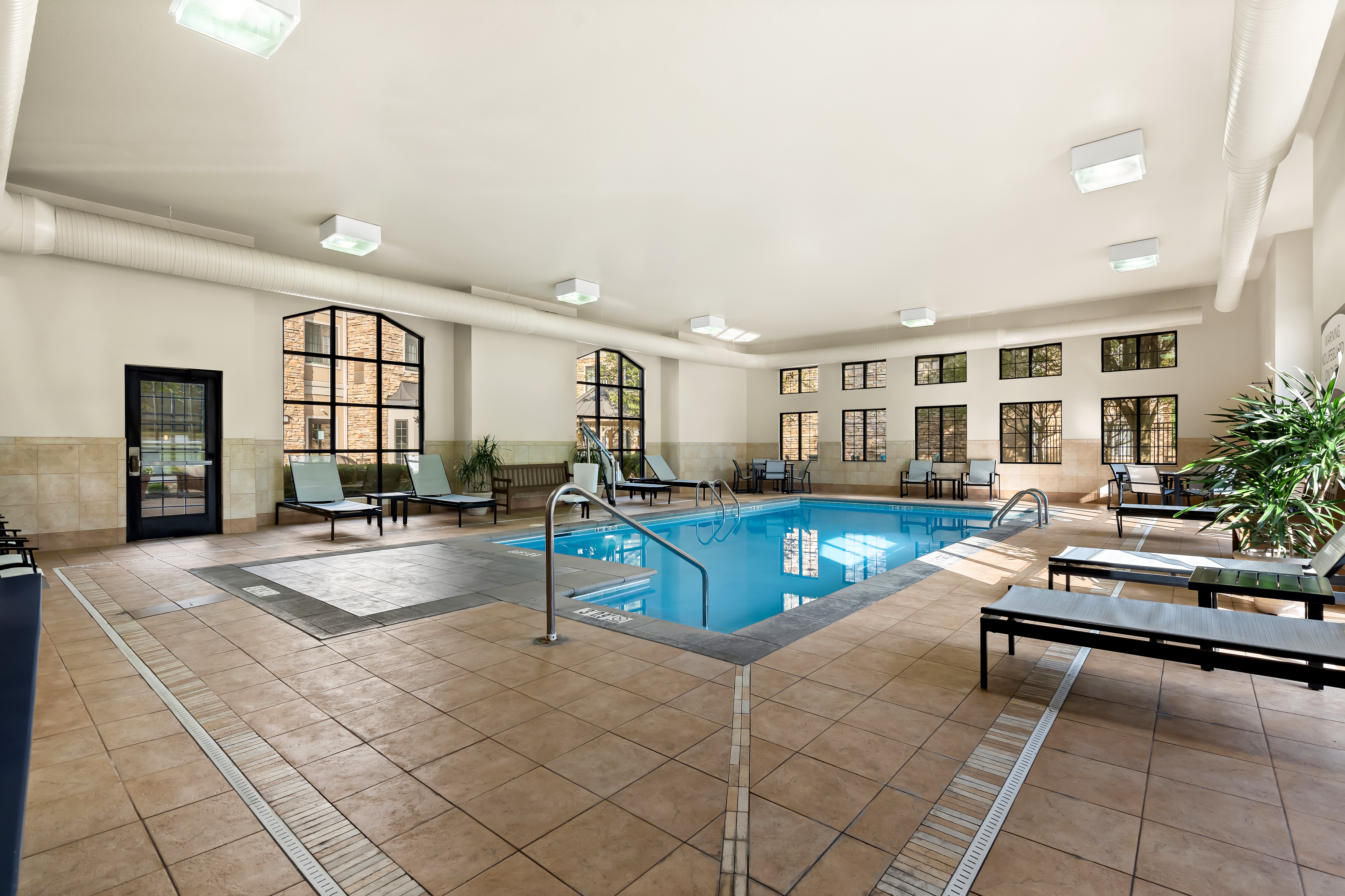 Staybridge Suites Cincinnati North Oh 28/69