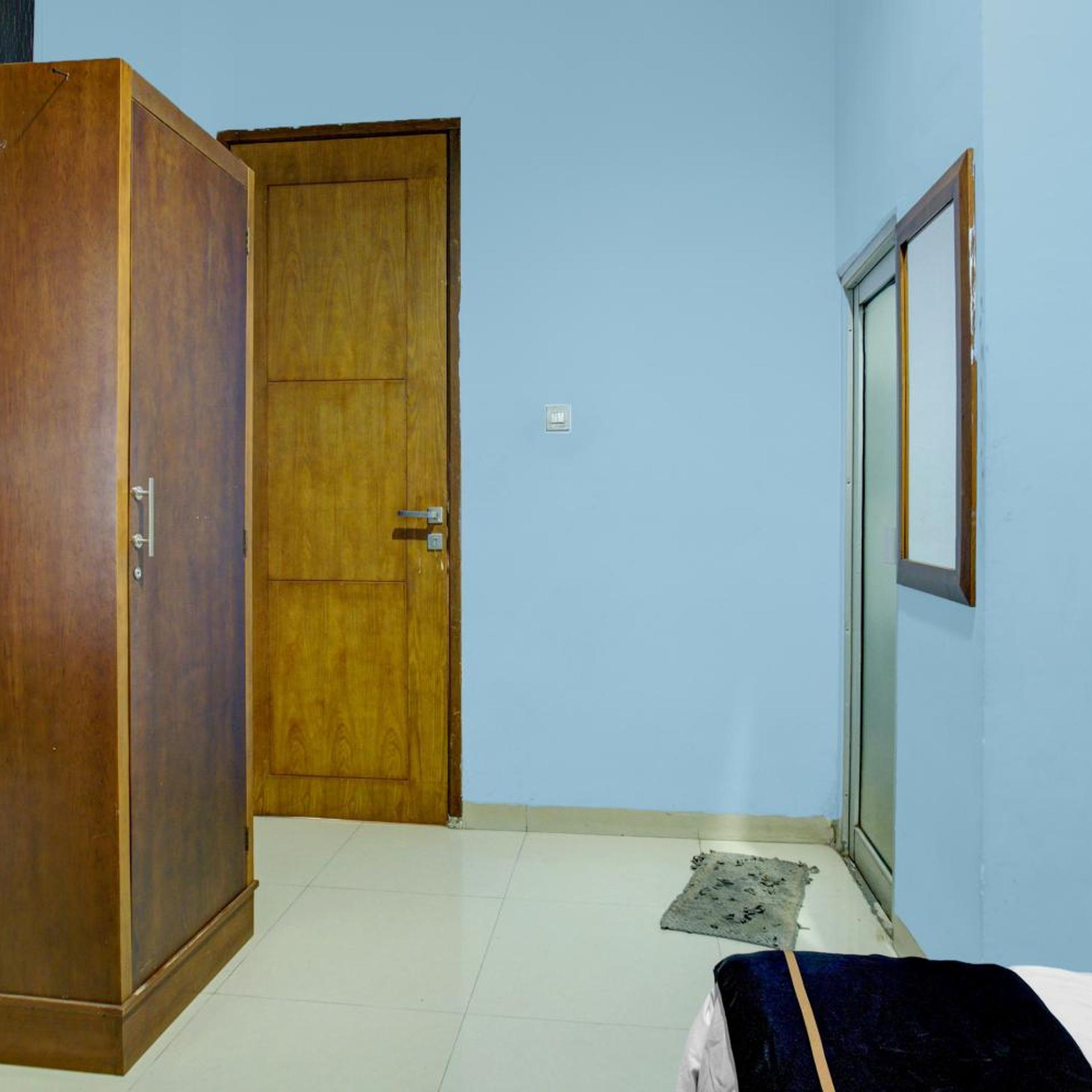 Hotel O near Palembang Square Mall formerly Wisma Faeyza Syakira Syariah 41/54