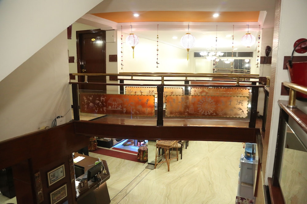 Hotel Jyoti 7/49