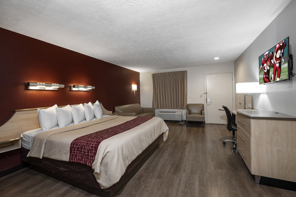 Red Roof Inn Indianapolis - Greenwood 10/24