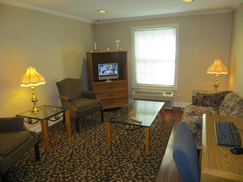 Americourt Hotel 29/39