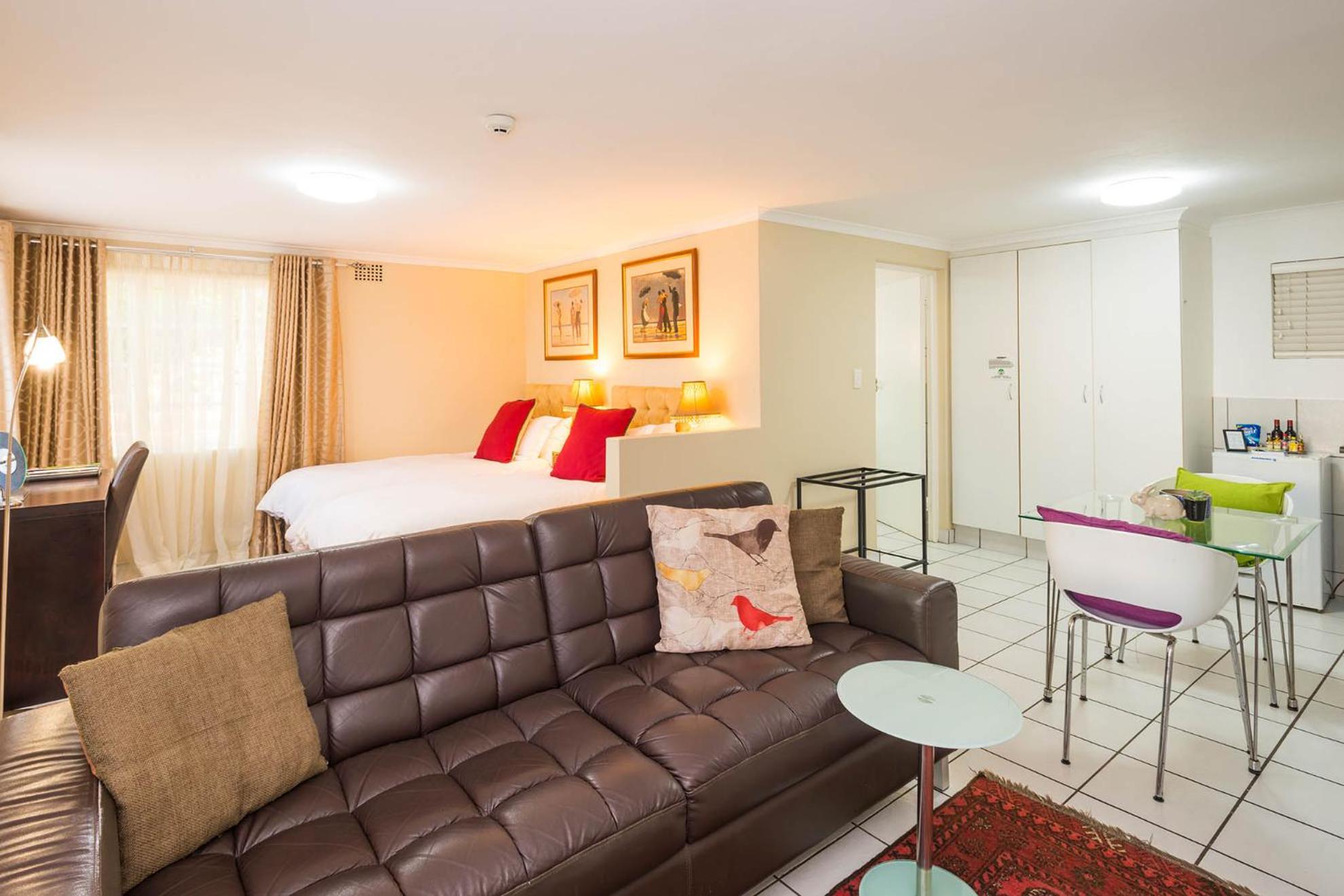 Westville Bed Breakfast Guest House 24/99