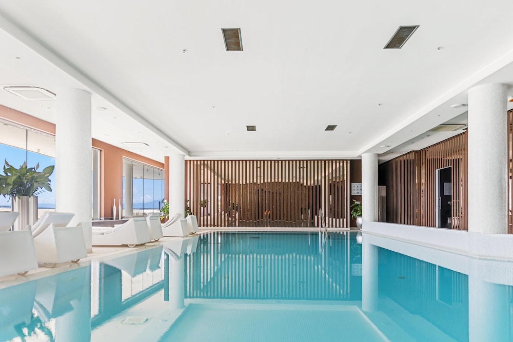 Hotel Amabilis 12/65