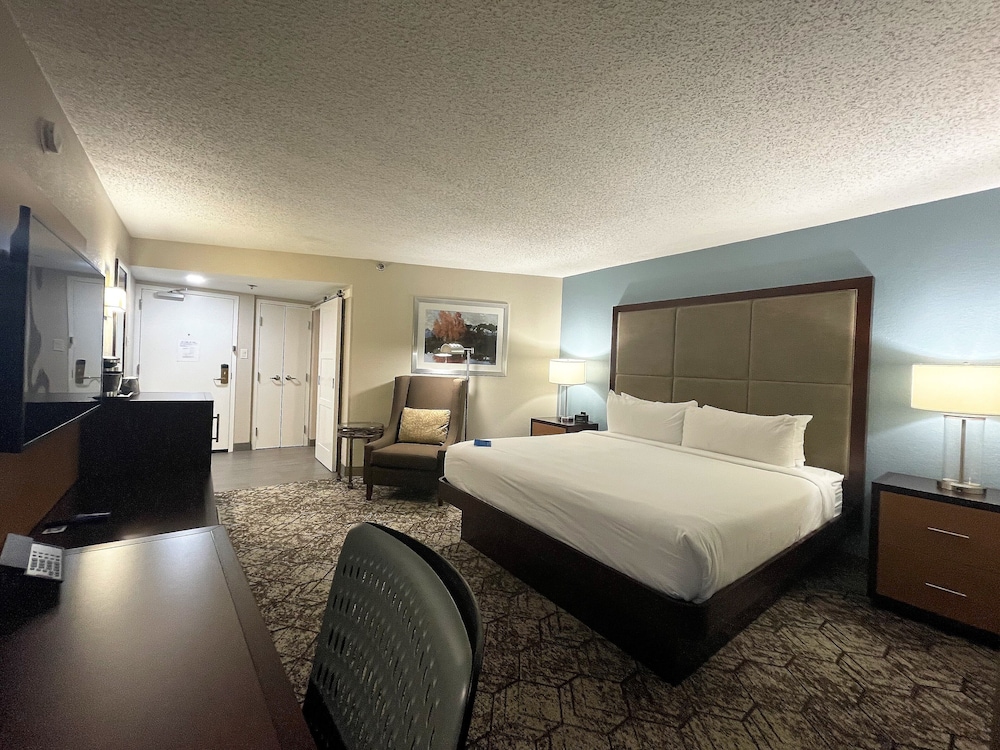 Doubletree Memphis 21/68