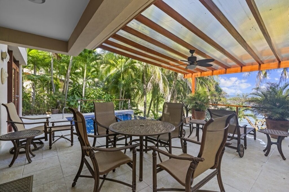 Bahia Pez Vela Resort 35/50
