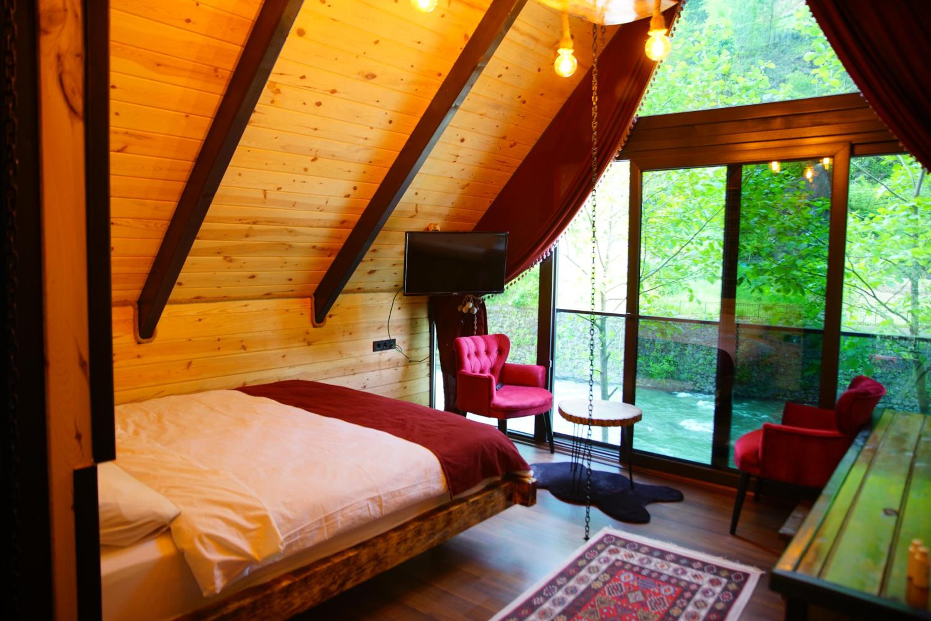 Suite, River View
