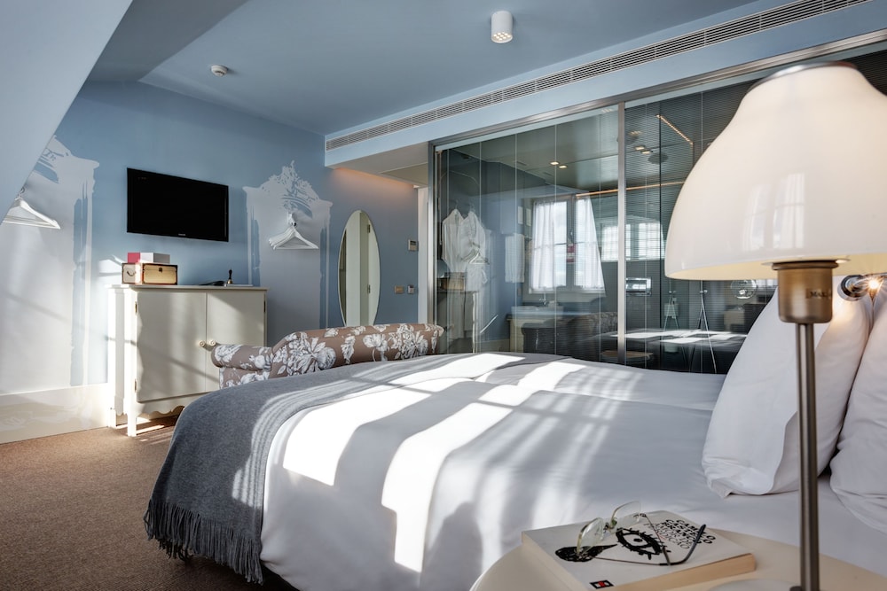 Lx Boutique Hotel 38/68