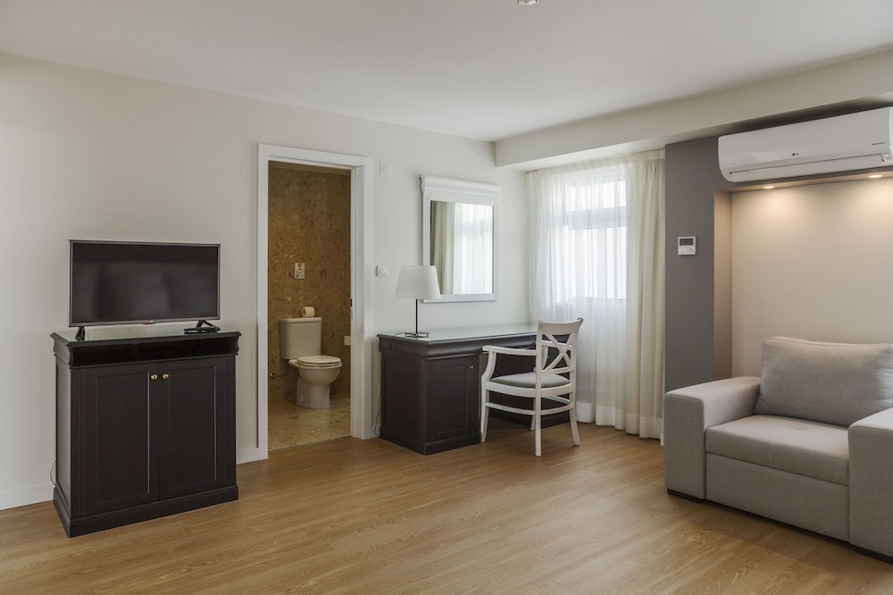 Hotel Gaivota Azores 45/72