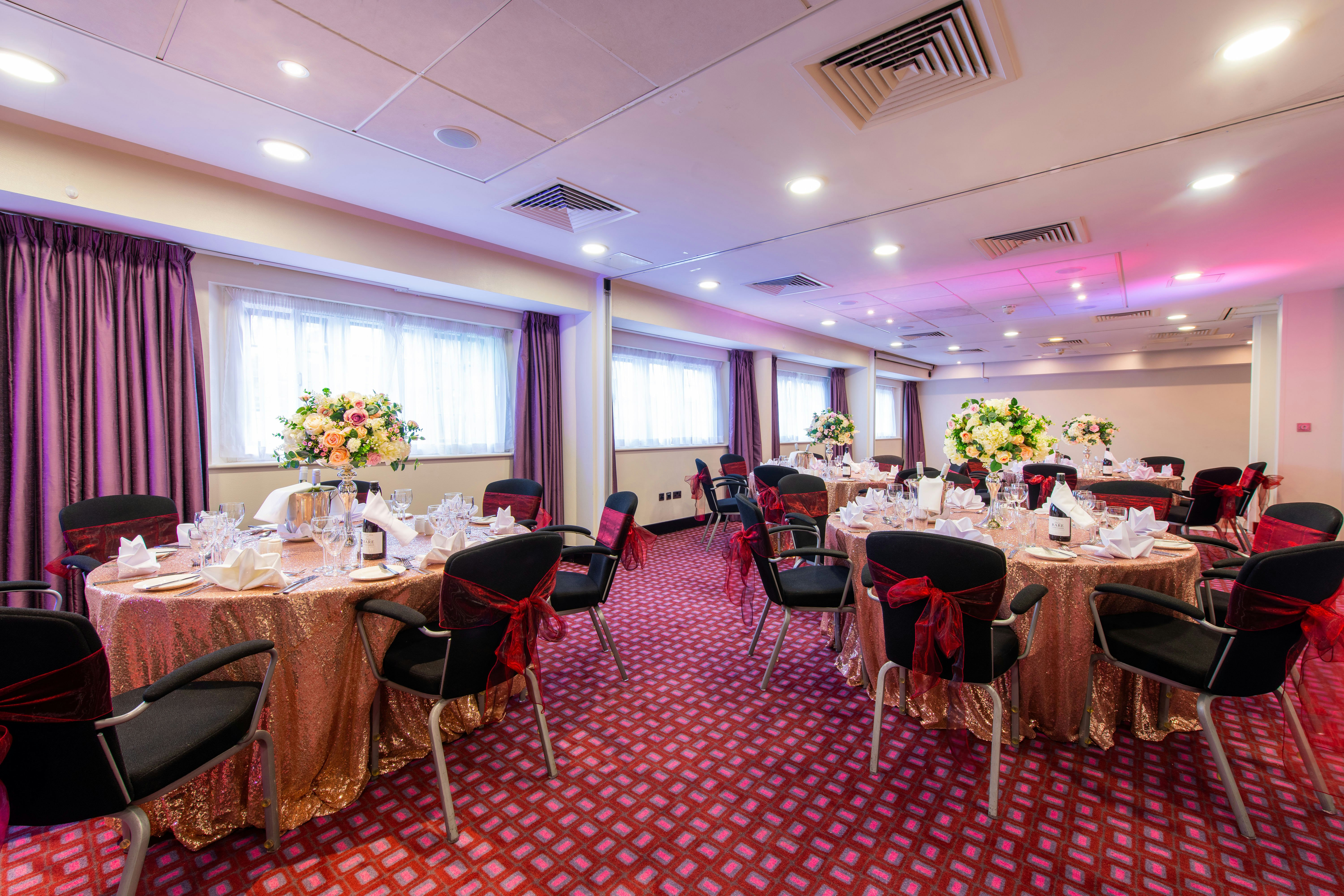DOUBLETREE BY HILTON HOTEL LONDON HEATHROW AIRPORT 18/26