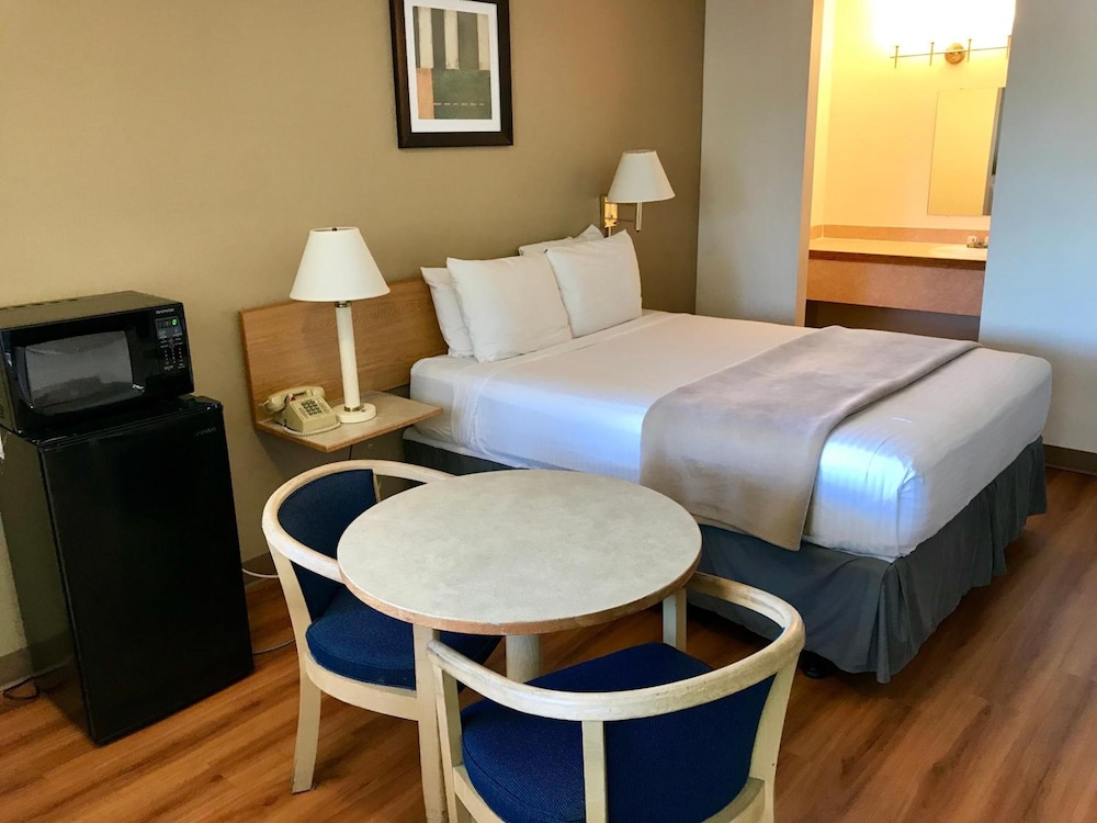 Sea-Tac Airport Value Inn 21/32