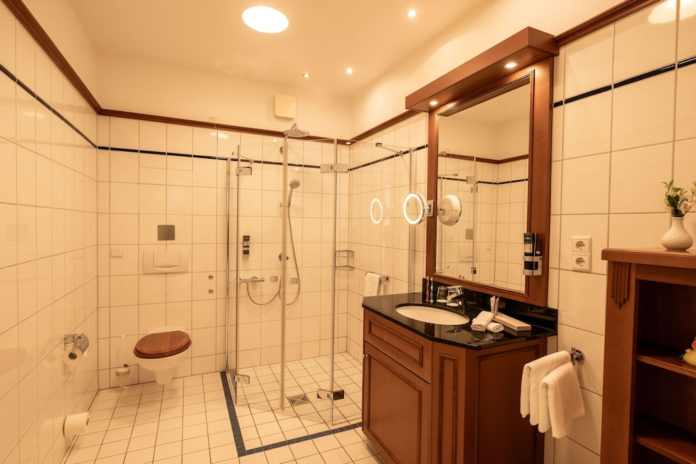 Louisas Place Hotel 108/108