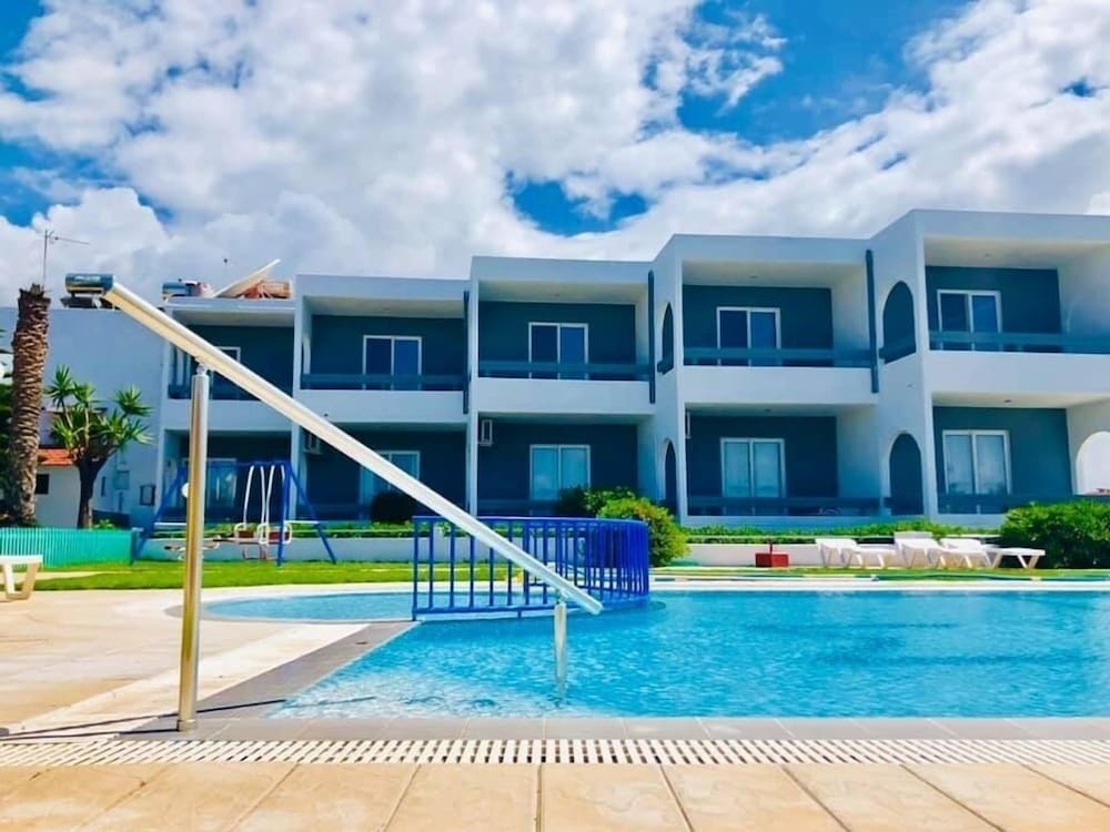Sea View Apartments 4/45
