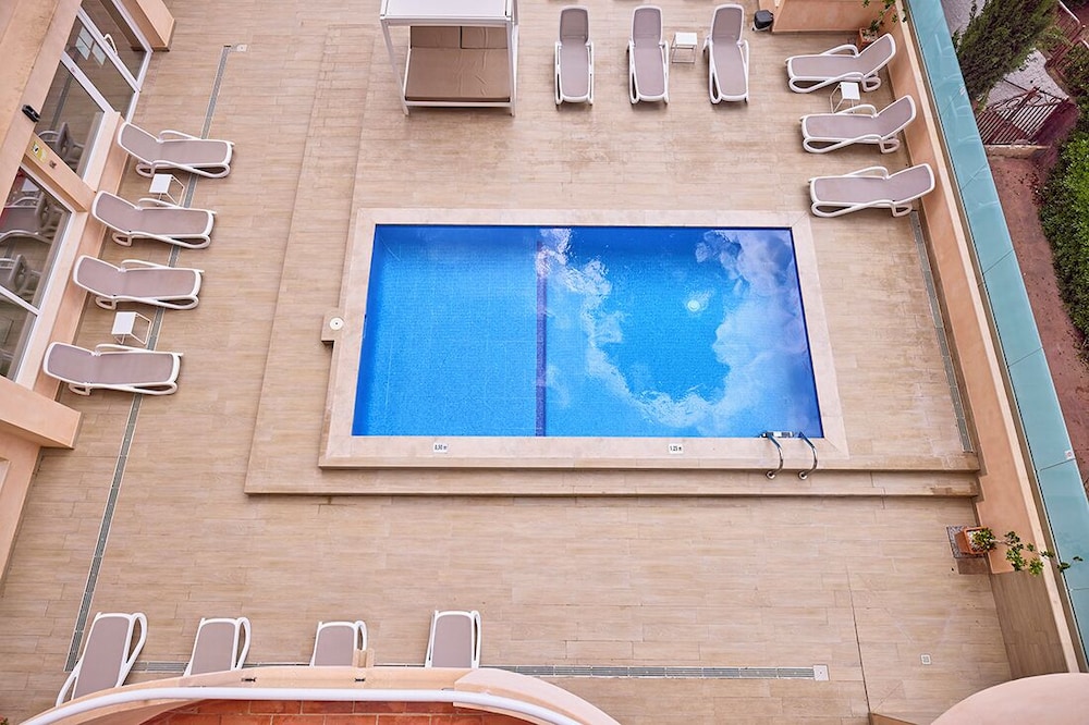 Welikehotel Fenix 43/72