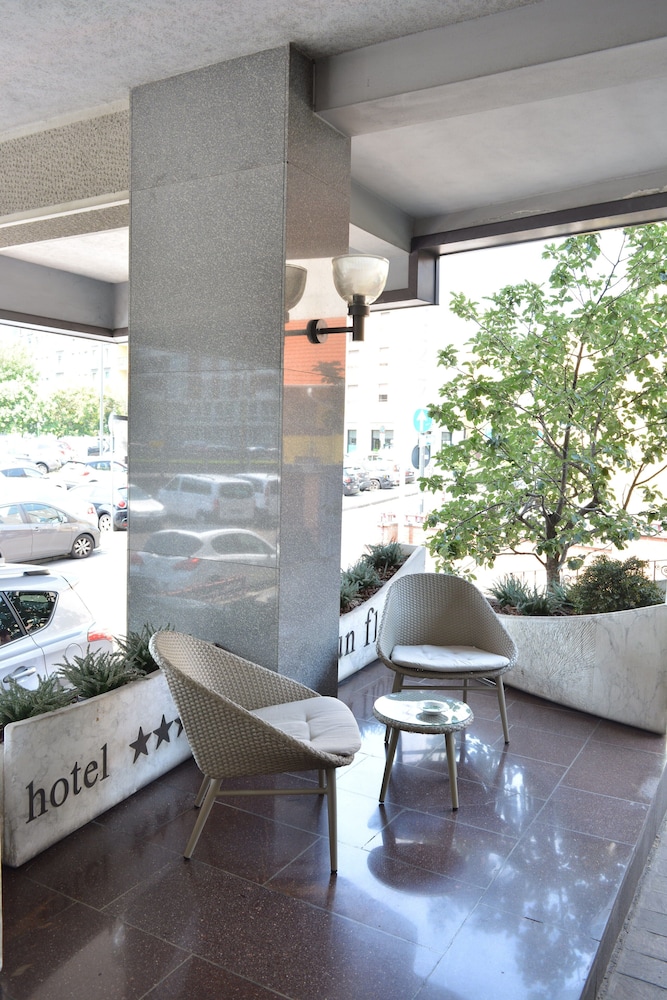 Hotel Sunflower 24/43