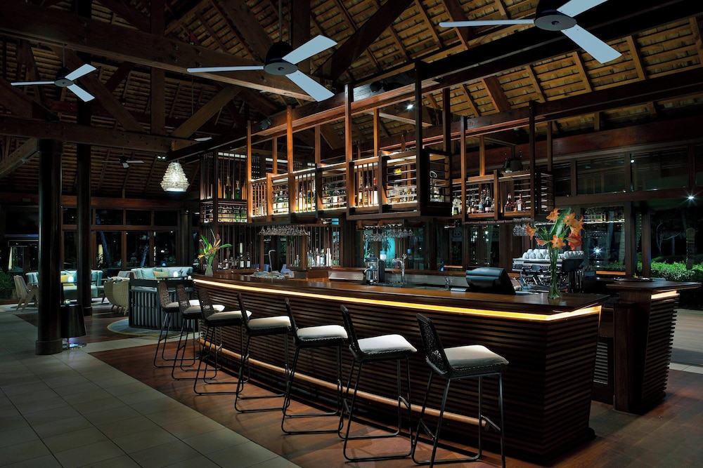 LE MERIDIEN ILE DES PINS 38/50