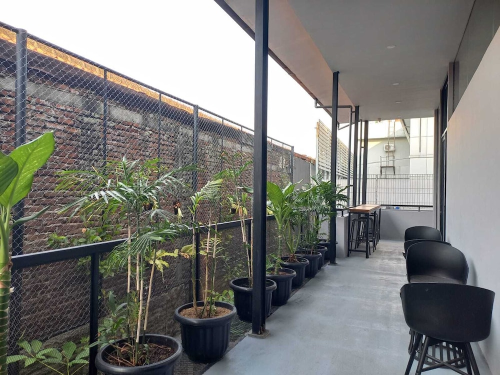 Nindya Biodistrict Hotel 12/17