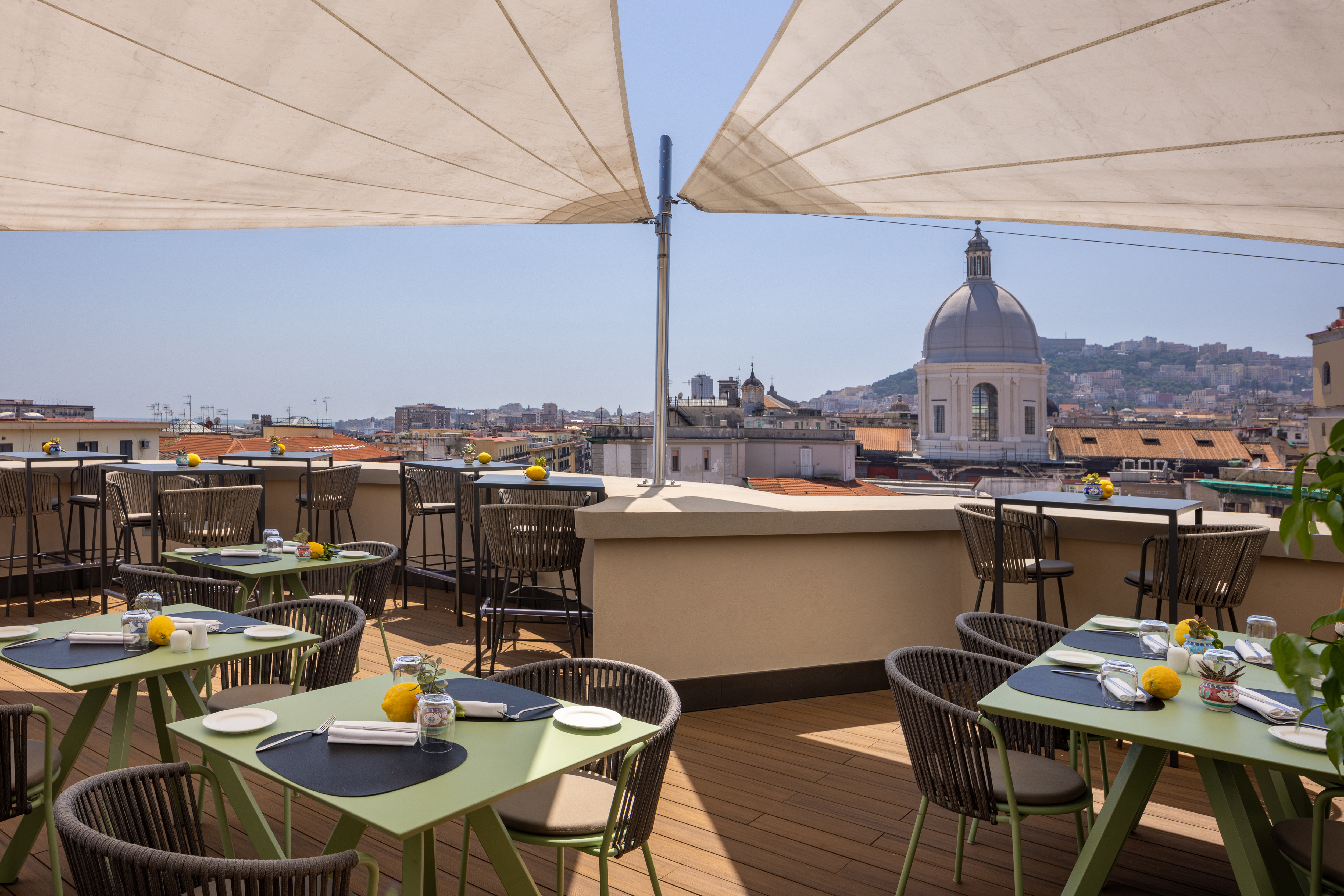 Unahotels Napoli 62/76