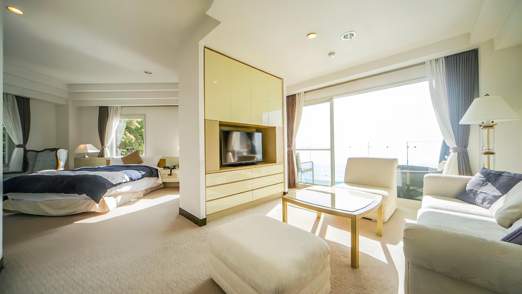 Ocean, Suite, Double Bed, Mountain View, Ocean View, Night View, Terrace, Smoking