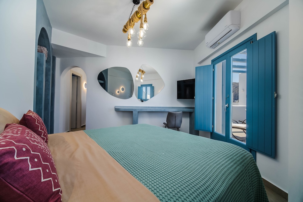DELUXE, SUITE, SEA VIEW, HOT TUB