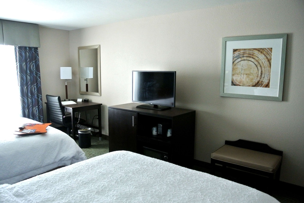 Hampton Inn Carrizo Springs 8/47