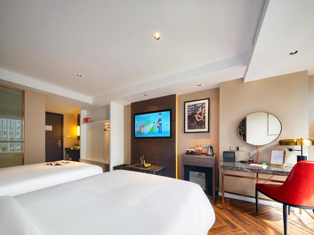 Deluxe, Twin Beds