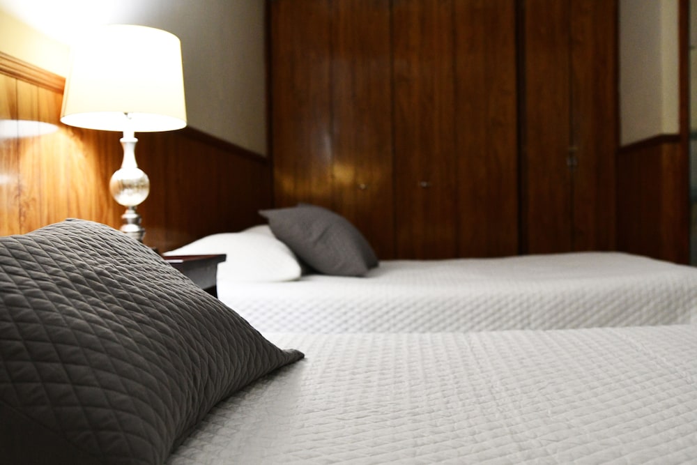 Hotel Manantiales El Salvador 10/52