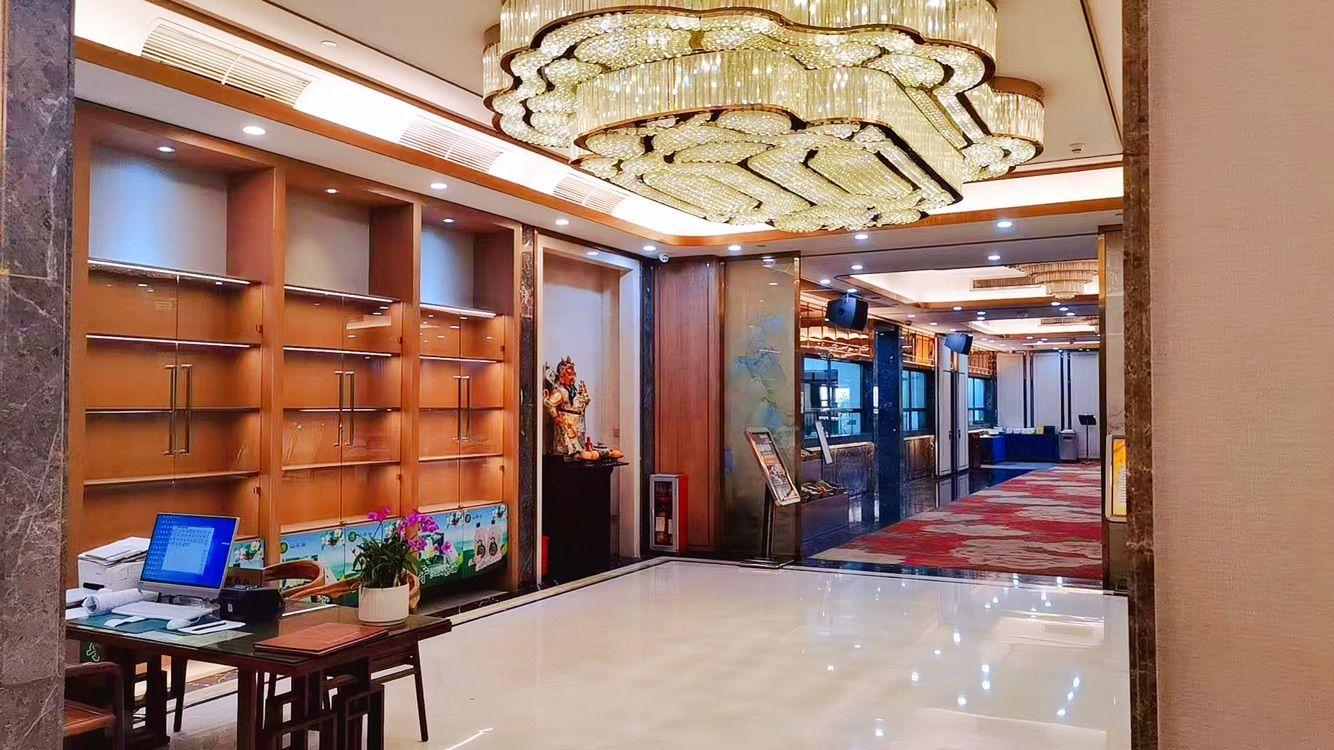 Shenzhen Lotus Hotel 16/51