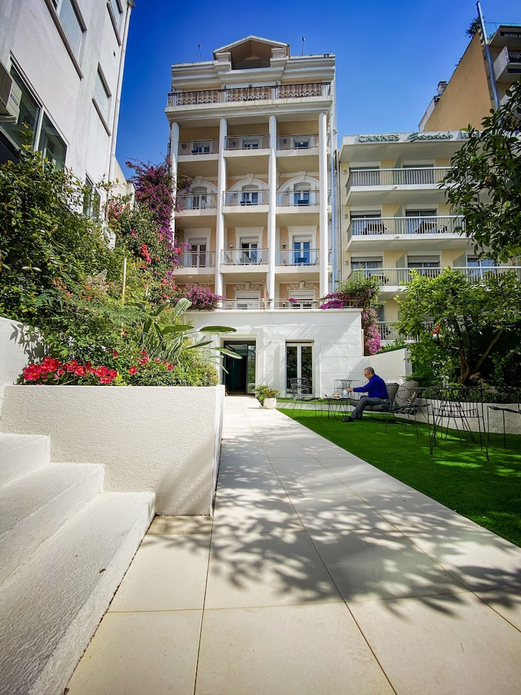 Hotel Moliere 25/37