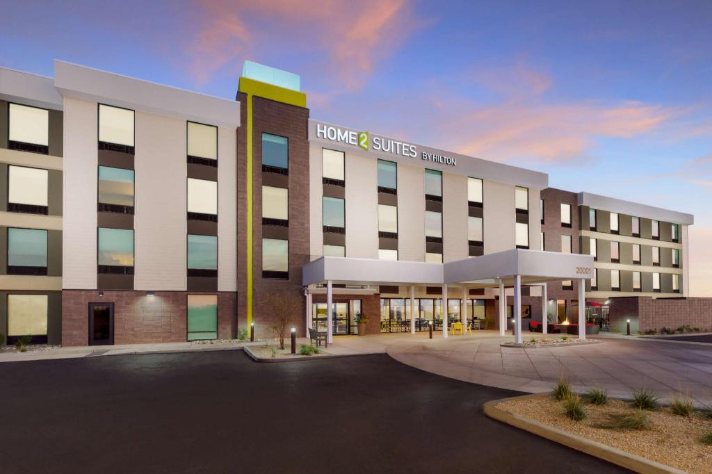 SUITE, KING BED, MOUNTAIN VIEW, ACCESSIBLE