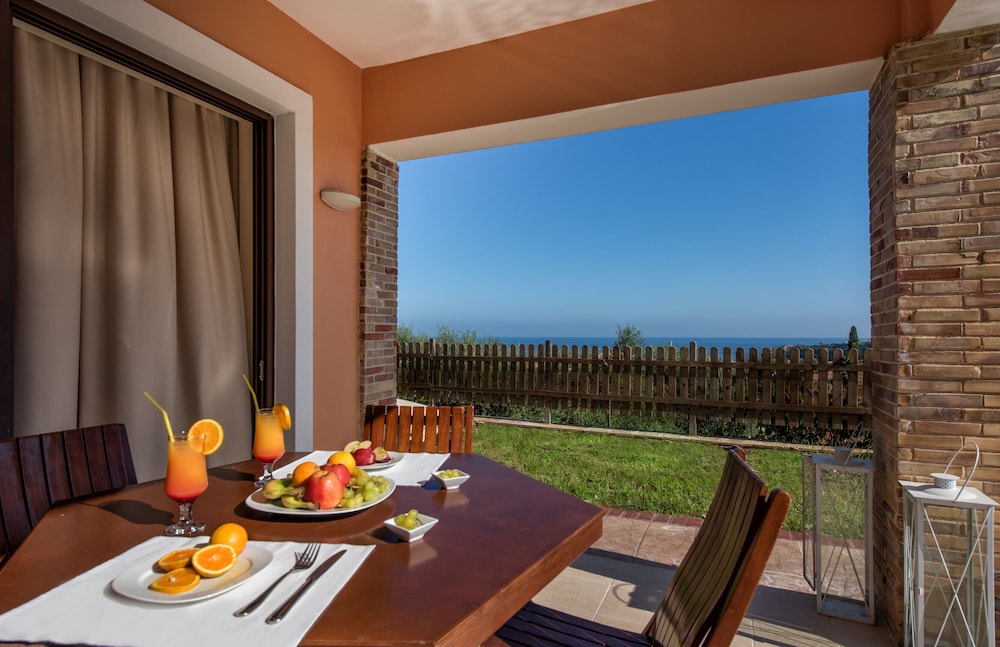 St. John Villas Zakynthos 37/51