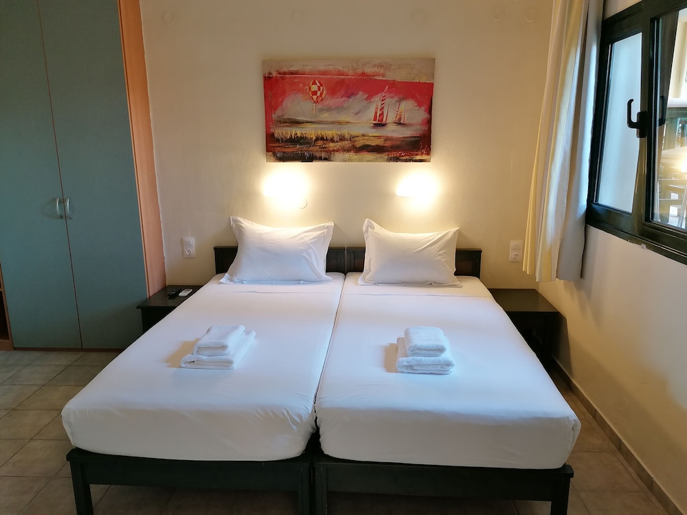 Villiana Holiday Apartments 9/50