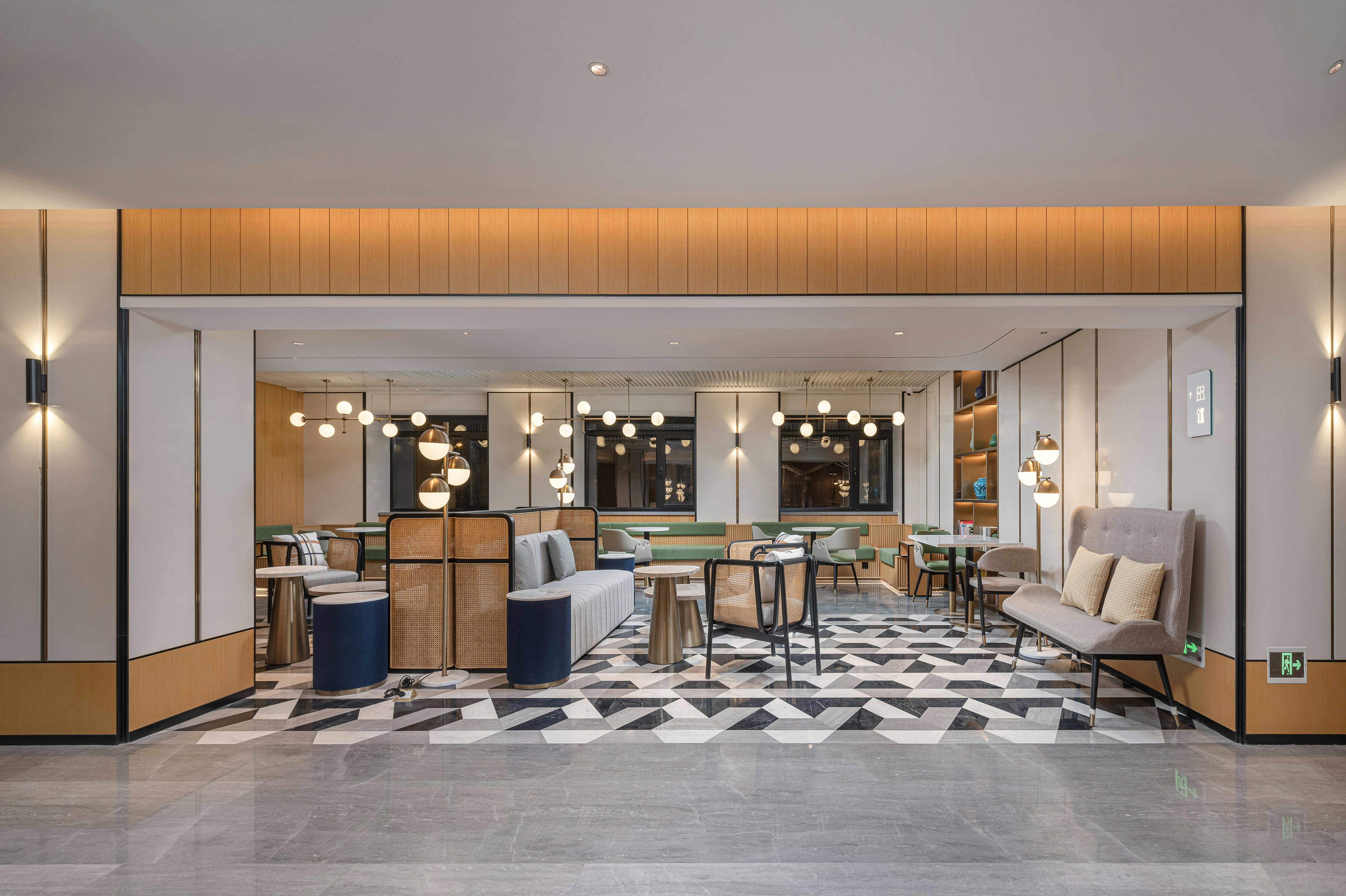 Hilton Garden Inn Beijing Temple of Heaven East Gate Station 11/19